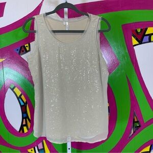 Studio Y, Gold Sequin Front Sleeveless Top. Size Medium. Excellent condition!